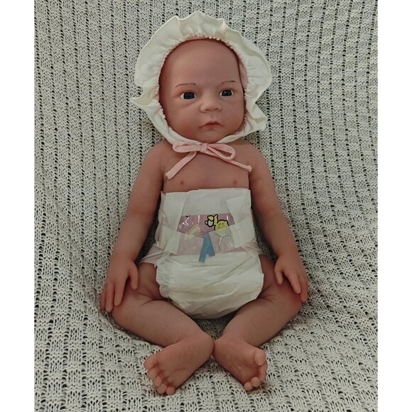 45cm Open Eyes Reborn Baby Dolls Full Platinum Silicone Newborn Baby GIRL Dolls - Picture 1 of 16